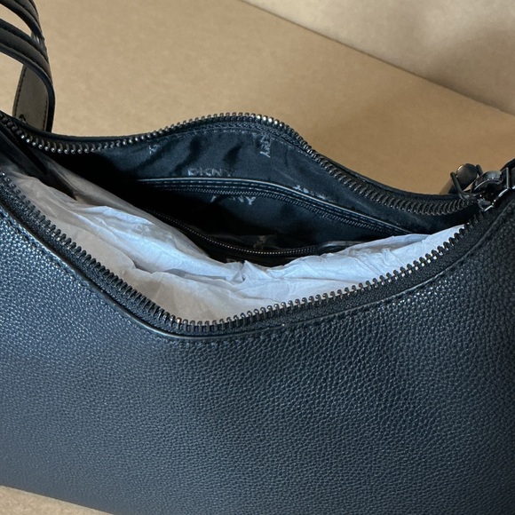 DKNY Jenna crossbody NWT purse bag black NEW - Picture 8 of 11